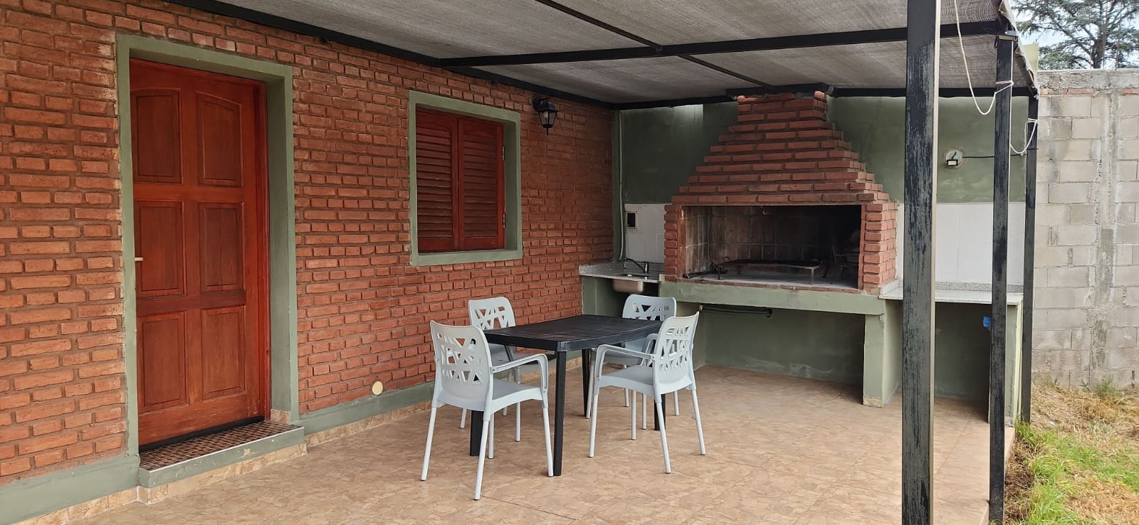 Entrada principal depto cabaña